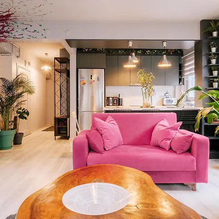 Vibrant Flat With Balcony 10 Min To Besiktas Sq