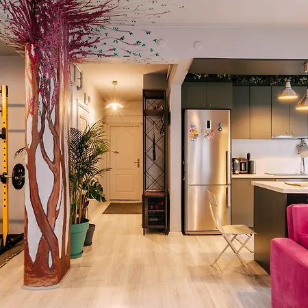 Vibrant Flat With Balcony 10 Min To Besiktas Sq *