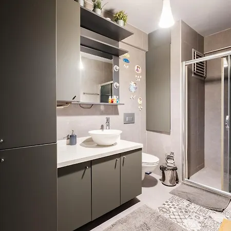 Vibrant Flat With Balcony 10 Min To Besiktas Sq