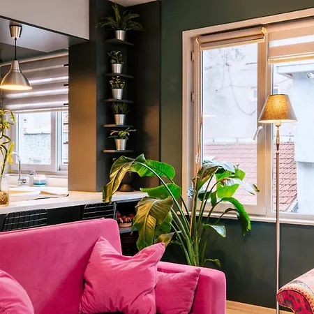 Appartamento Vibrant Flat With Balcony 10 Min To Besiktas Sq Provincia di Istanbul