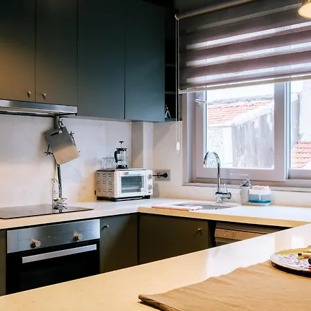 Vibrant Flat With Balcony 10 Min To Besiktas Sq * イスタンブール